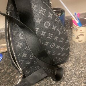 LV black Stylish Black Designer women/men/unisex crossbody bag